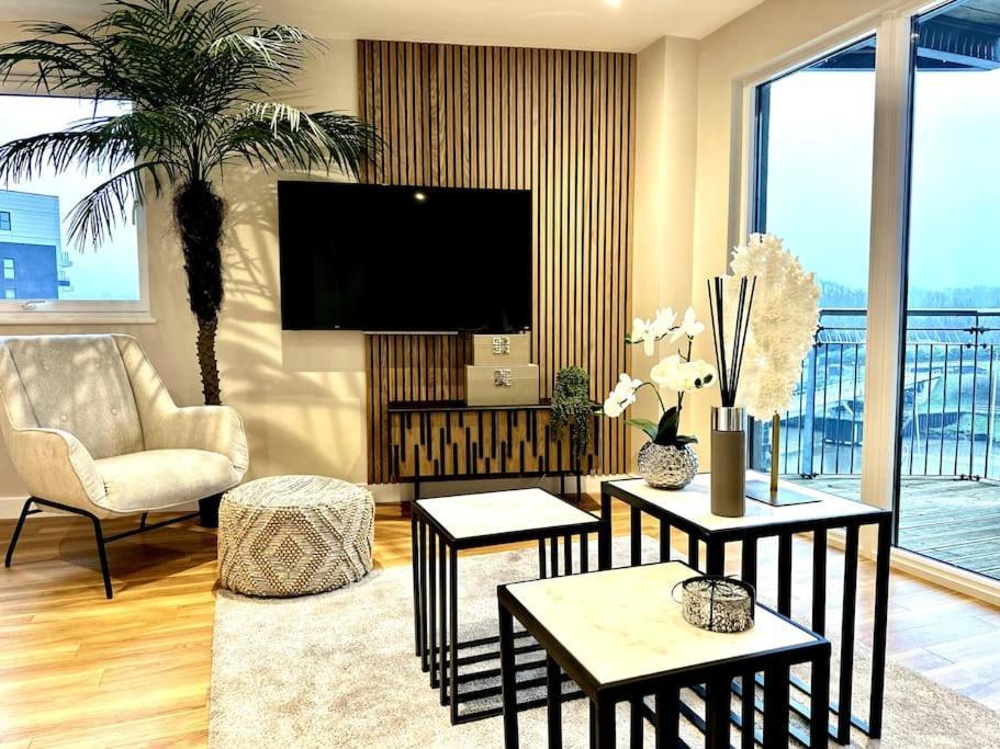 Apartment Exclusive Marina View Free Parking Cardiff